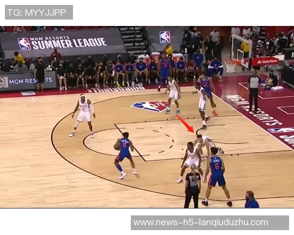 米切尔轻松发威30分钟内高效砍下27分4篮板4助攻第三节完美表现6中6 米切尔轻松发威30分钟内高效砍下27分4篮板4助攻第三节完美表现6中6